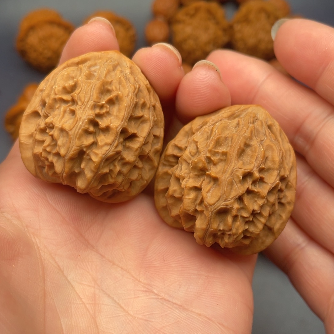 文玩核桃把件野生35