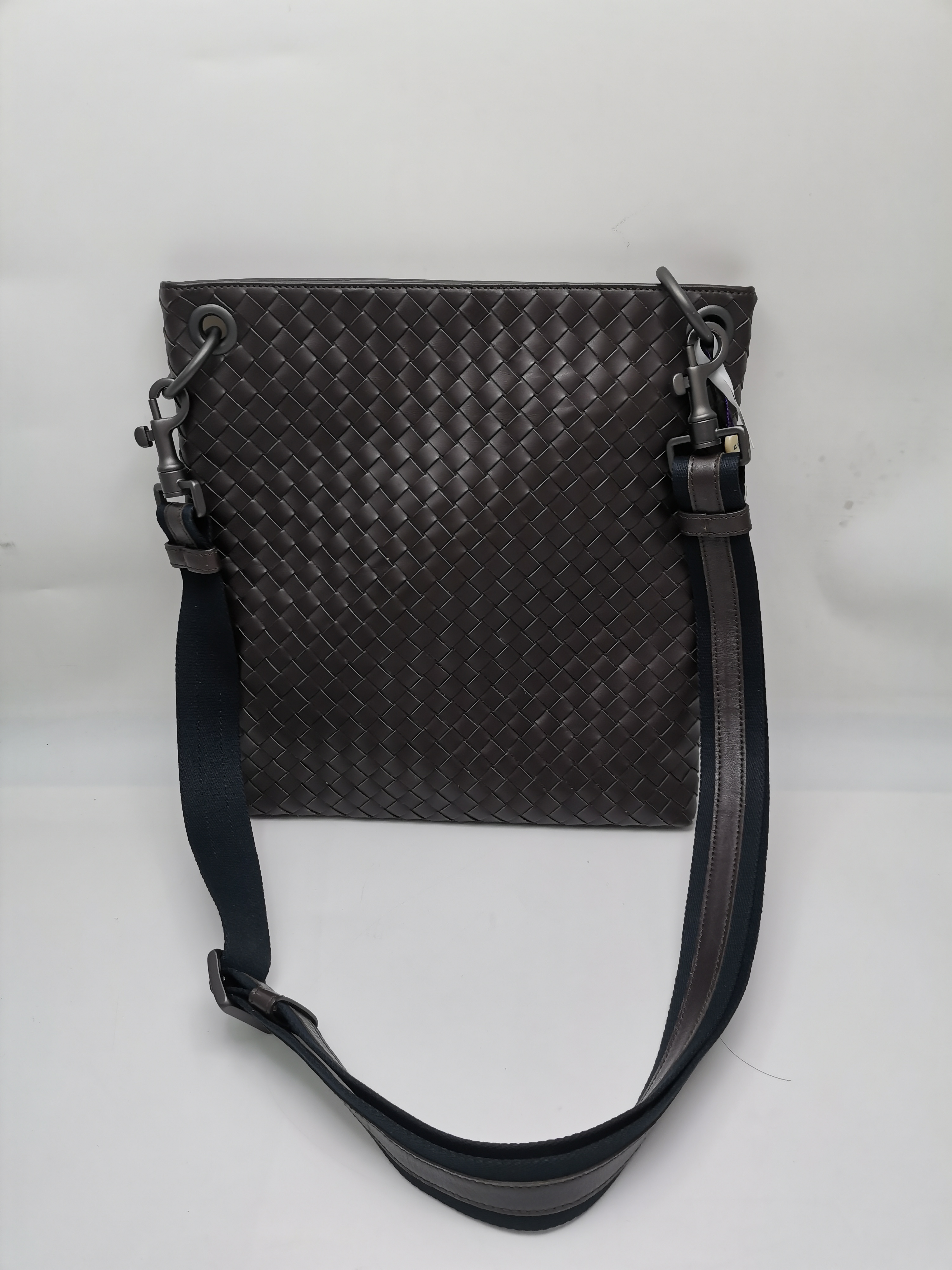 99新 BOTTEGA VENETA/葆蝶家 97新 17907 BV棕色编织斜挎包