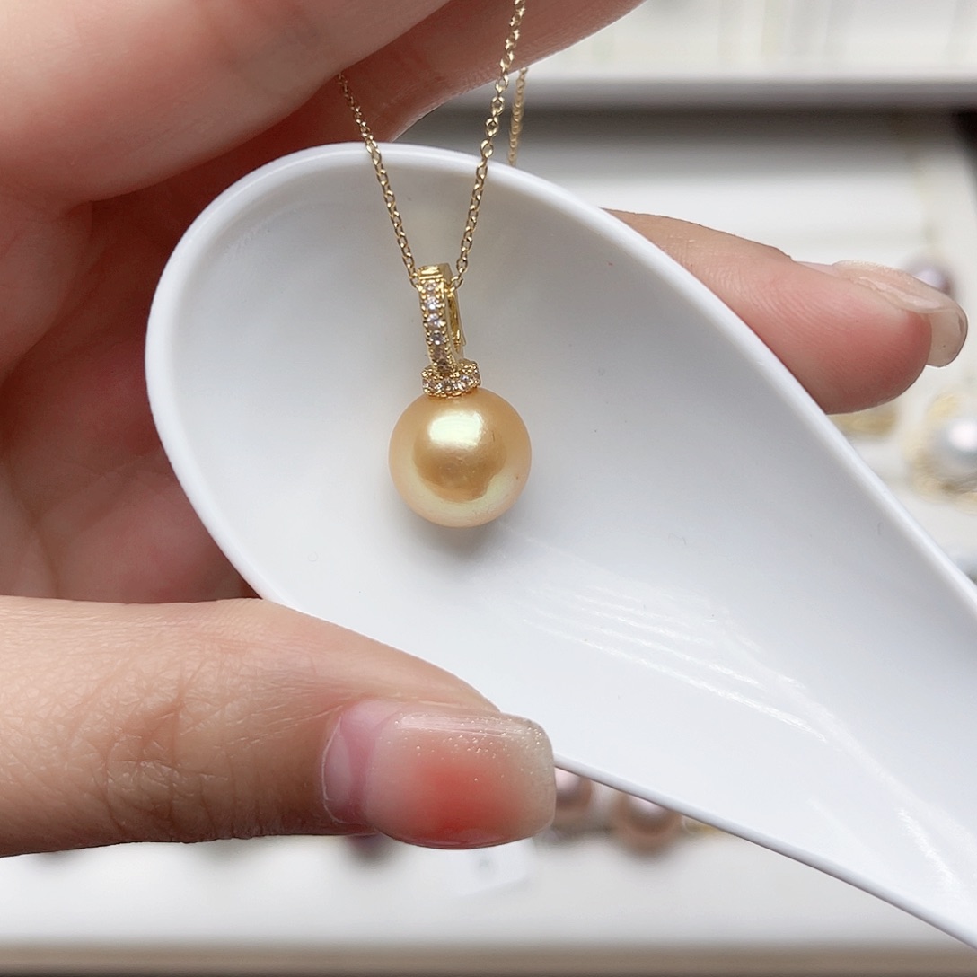 淡水珍珠吊坠(赠链)未镶嵌