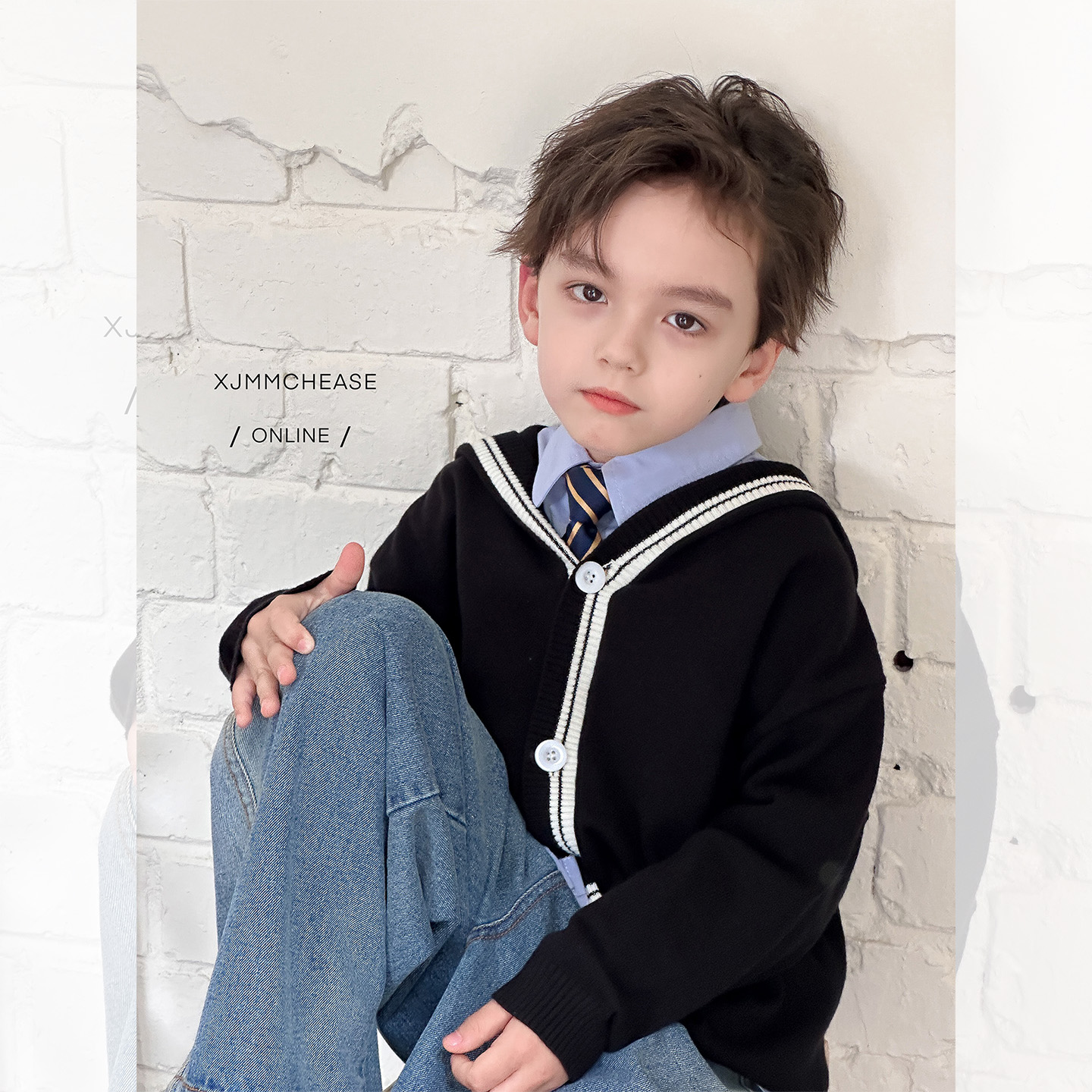 虾酱麻麻男童毛衣春秋装2025新款男孩上衣黑色洋气儿童装针织外套