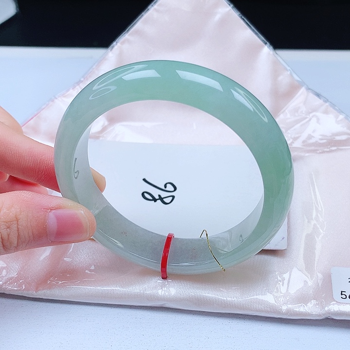 翡翠手镯未镶嵌缅甸天然a货手镯56+