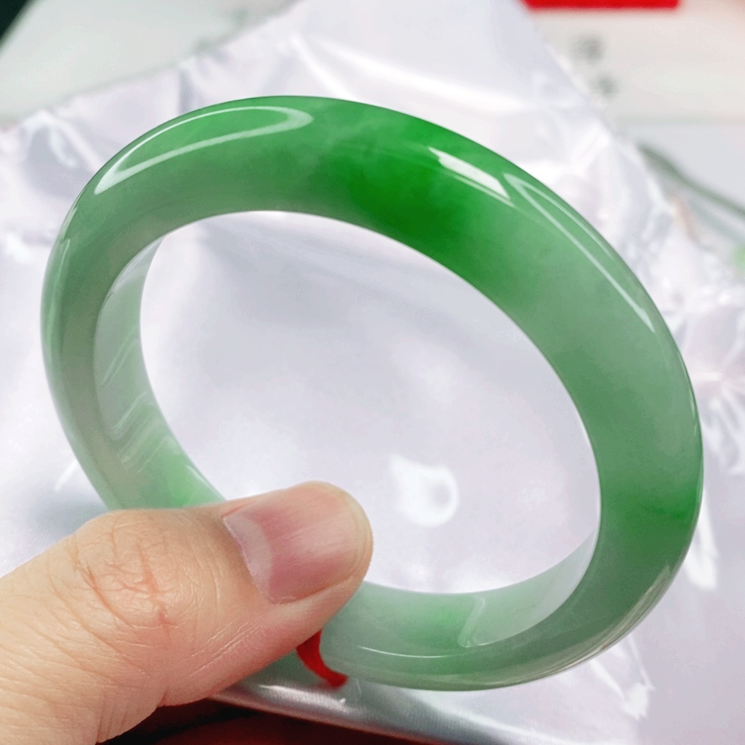 未镶嵌手镯翡翠54.8圈口毕业