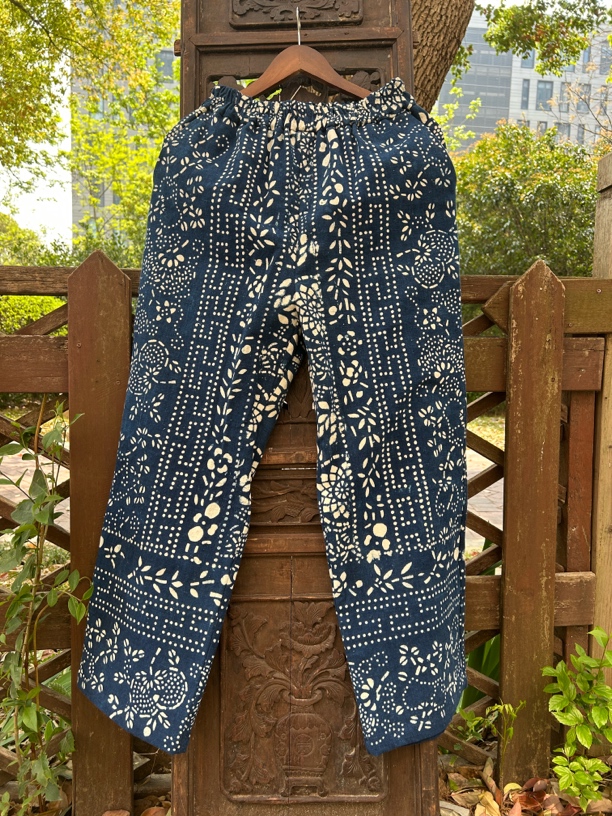 老蓝印花布新做直筒裤