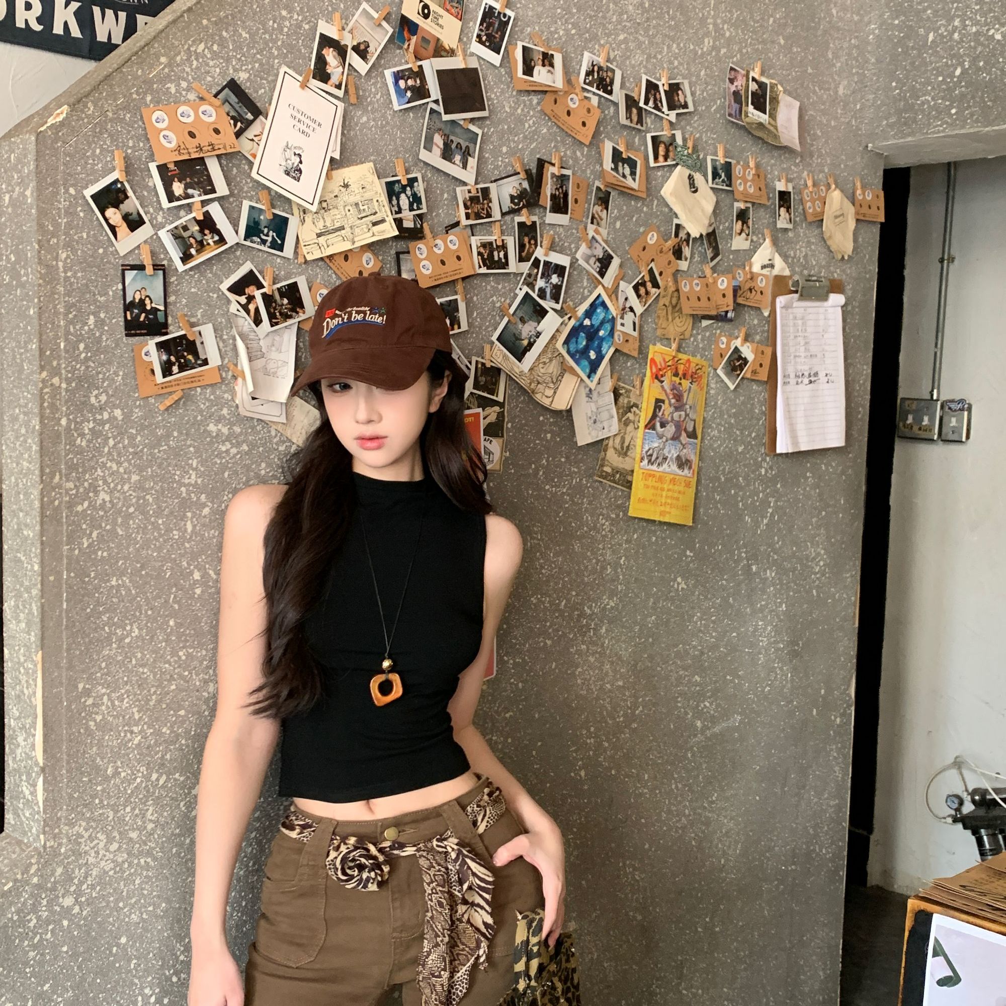 甜酷黑色坎肩半高领无袖短款上衣女夏别致辣妹内搭T恤小背心25009