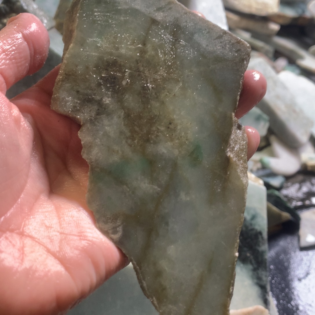 翡翠颈饰未镶嵌缅甸翡翠