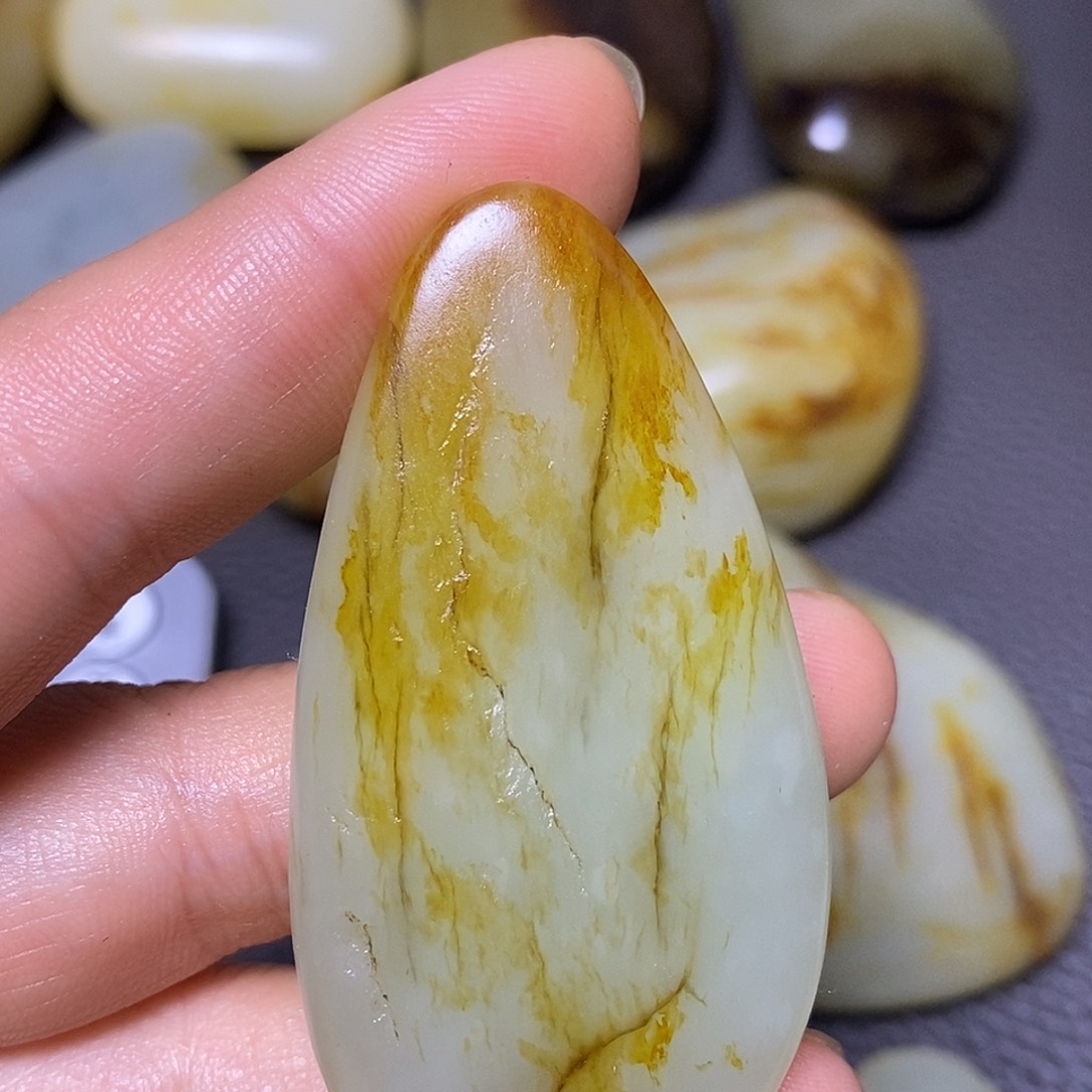 未镶嵌和田玉挂件