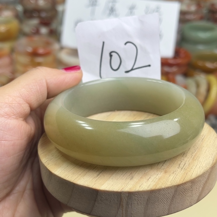 石英质玉微瑕60未镶嵌