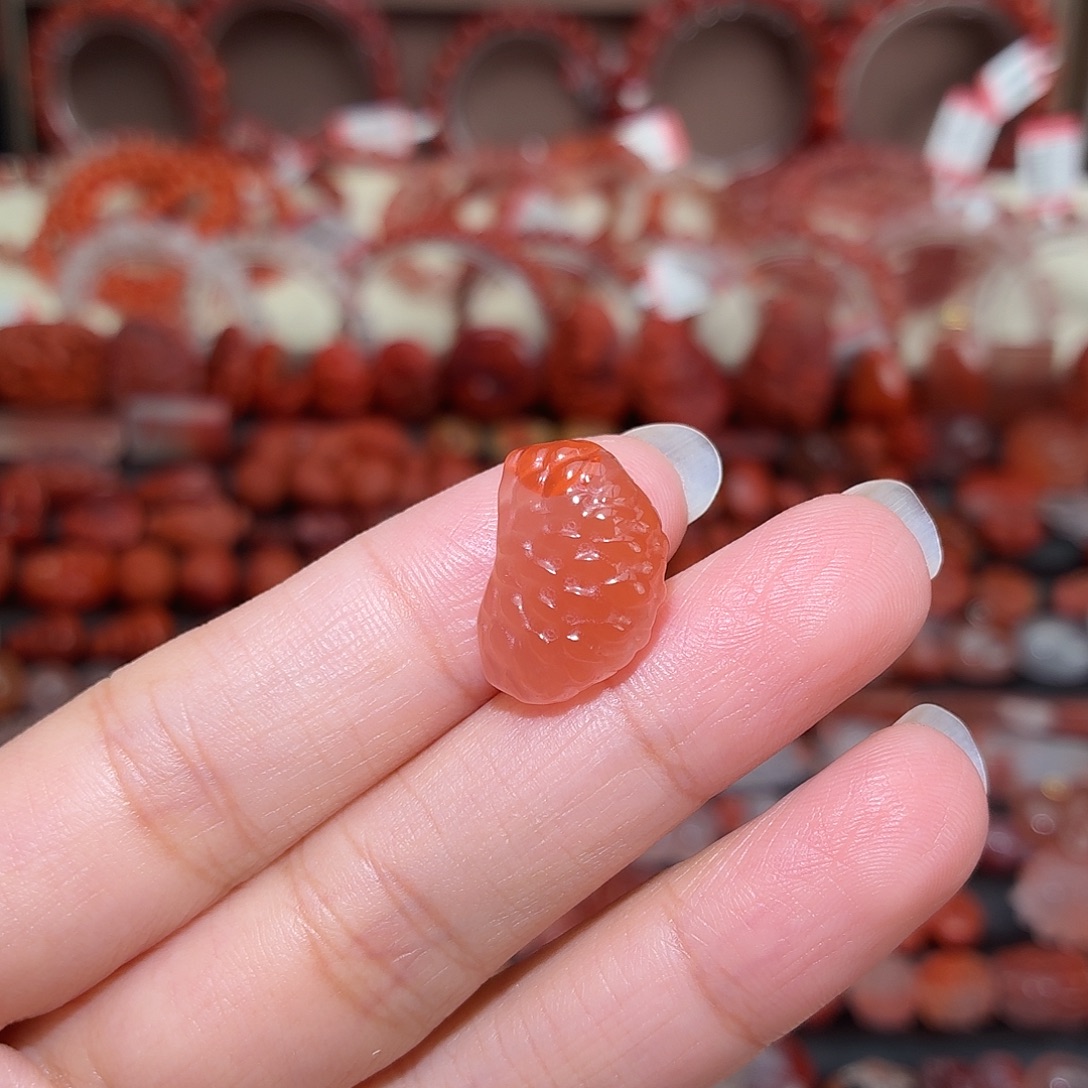 南红玛瑙未镶嵌颈饰橘子瓣