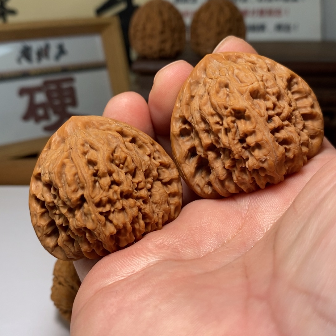 吊坠文玩核桃矮三角44