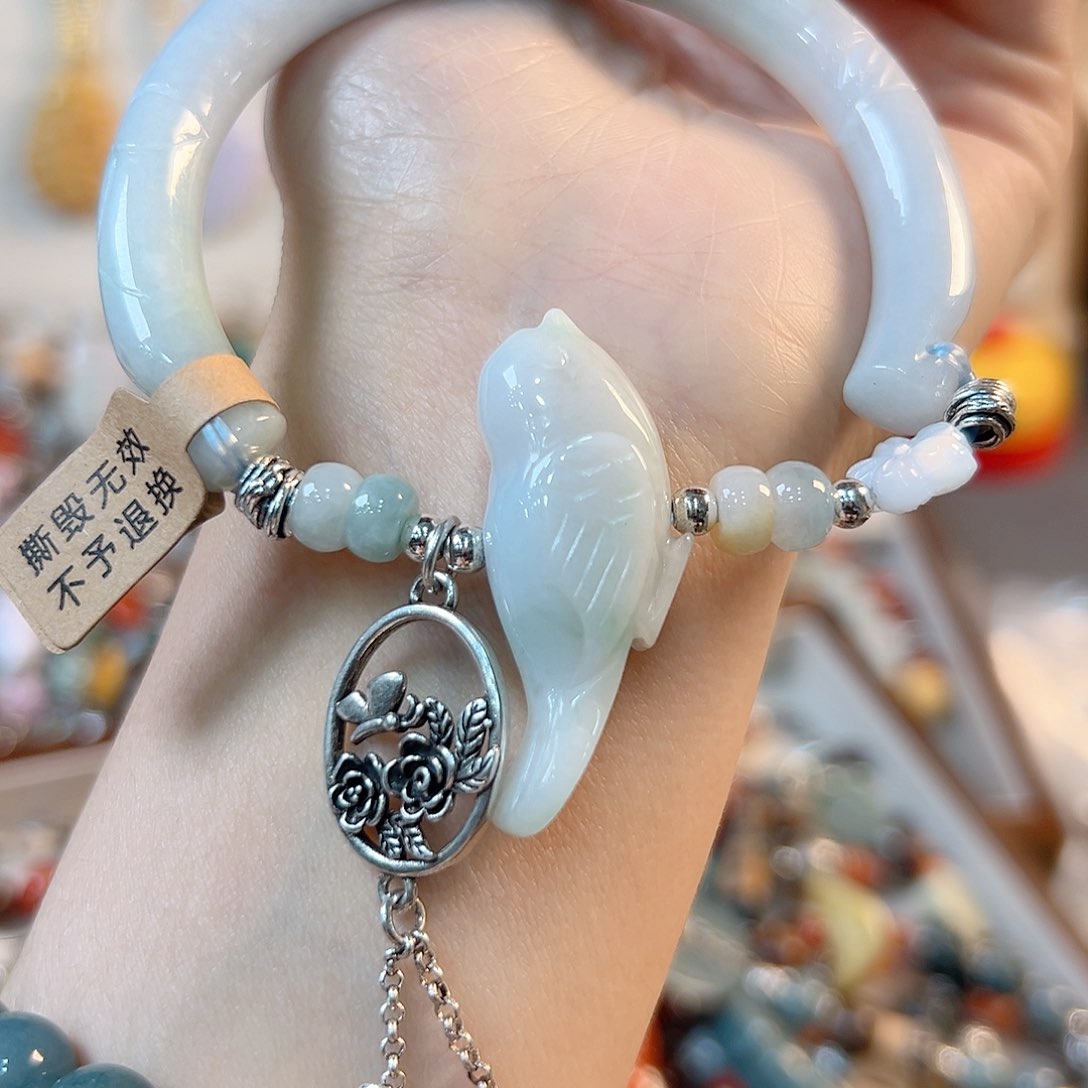 翡翠手链未镶嵌和*