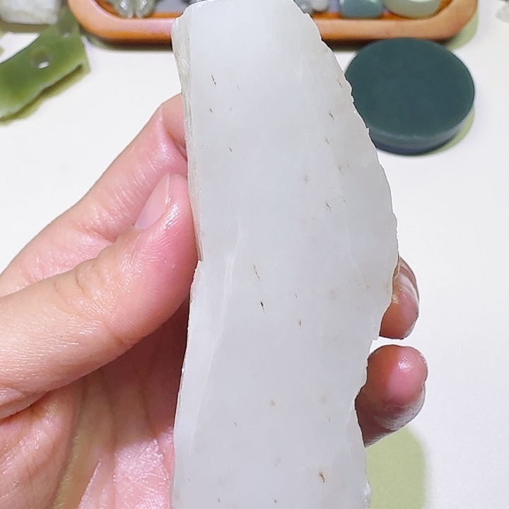 和田玉未镶嵌车挂