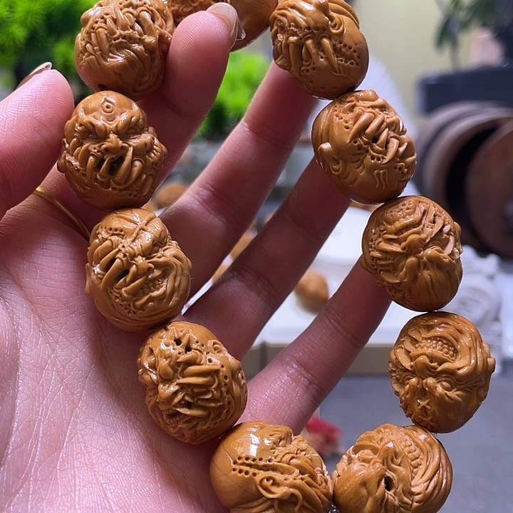 米***余橄榄核吊坠橄榄核雕