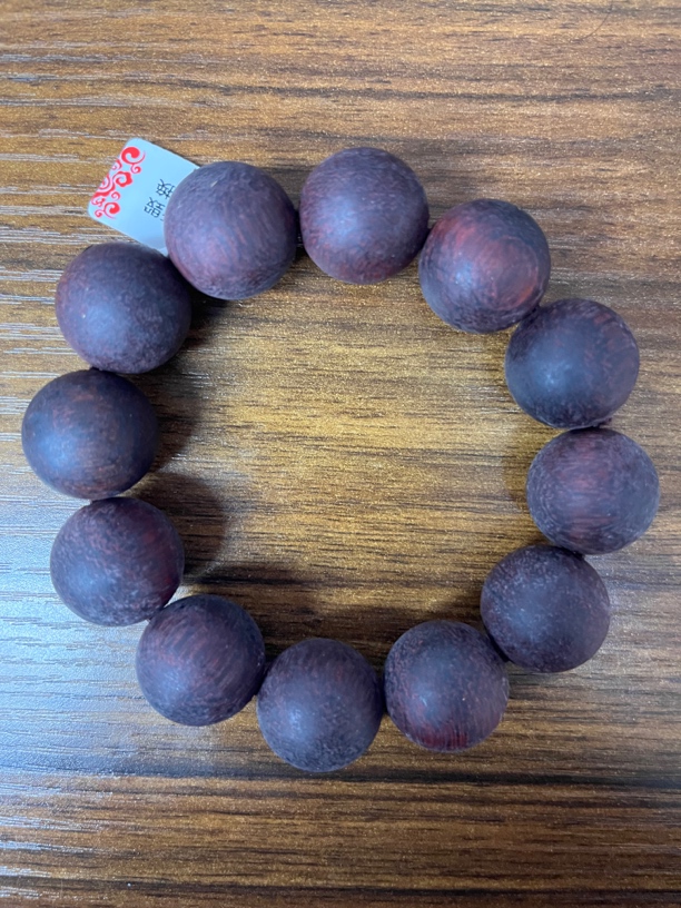 A06沉木圆珠手串