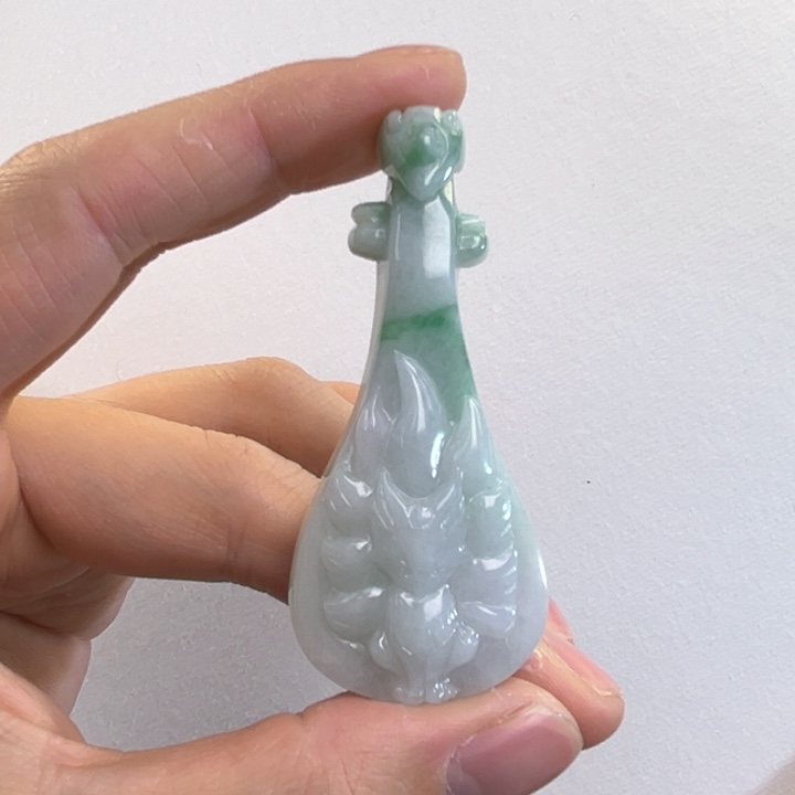 翡翠吊坠(赠链)未镶嵌代编织