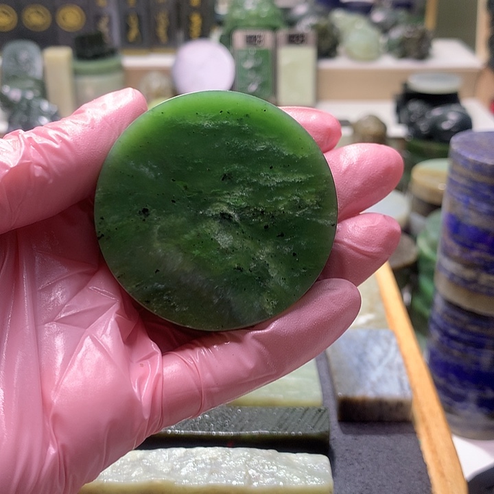 安***好和田玉未镶嵌珠宝半成品