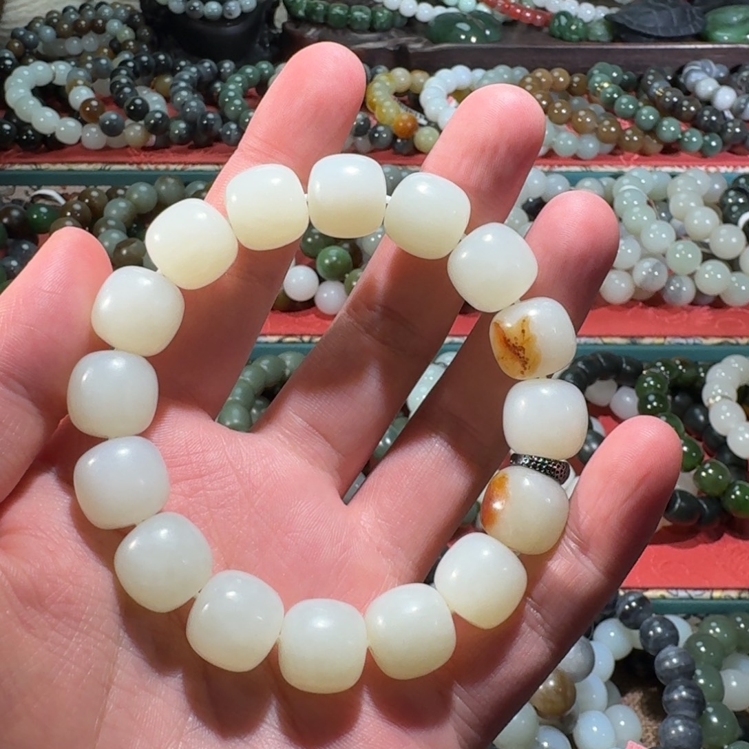 和田玉未镶嵌手链