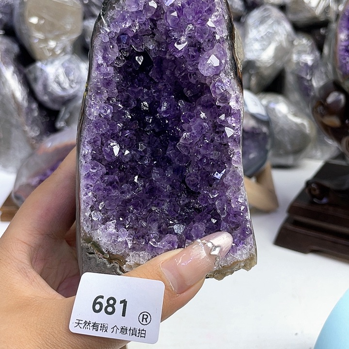 未镶嵌紫晶大型摆件（非配饰）