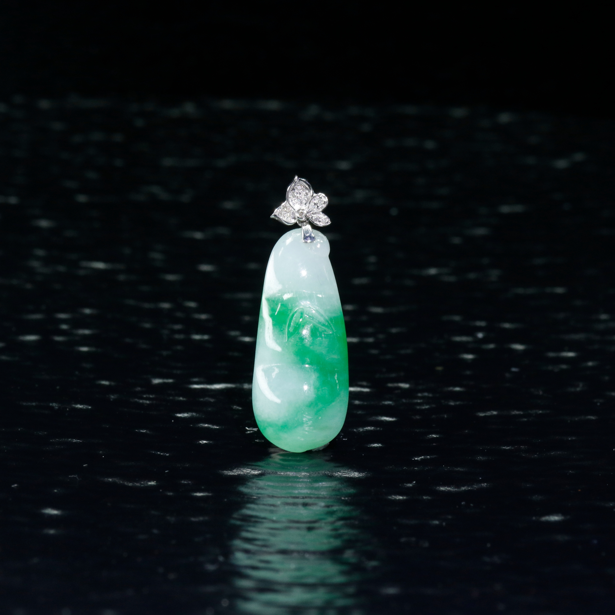 13天然缅甸A货18k冰胶阳绿豆子/800563/上海嘉禾拍卖