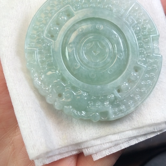 翡翠未镶嵌颈饰缅甸A货，每天下午1点半开播
