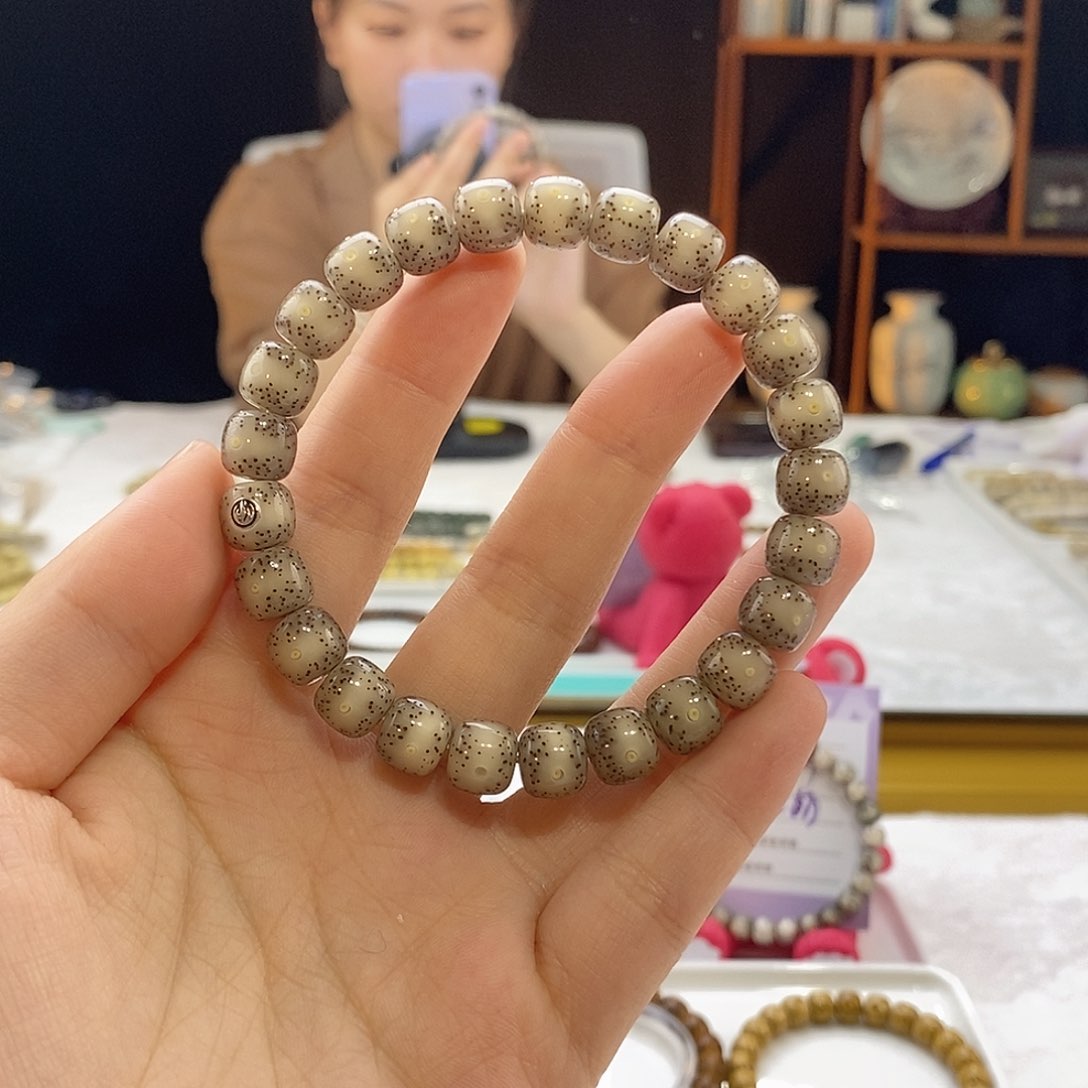 星月菩提手串米****o南乔甄选