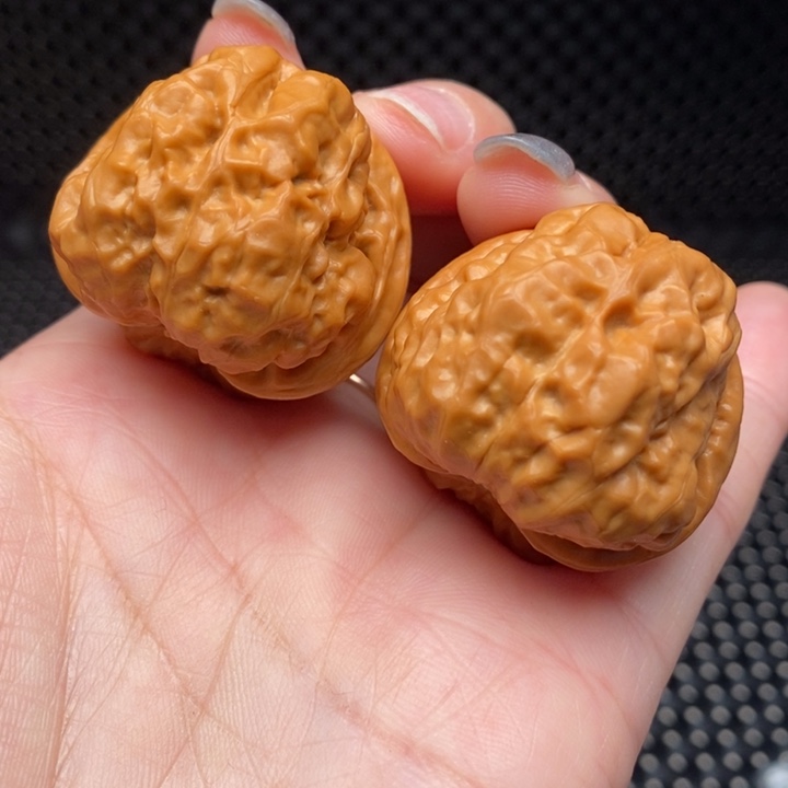 文玩核桃吊坠8蛙35肚38