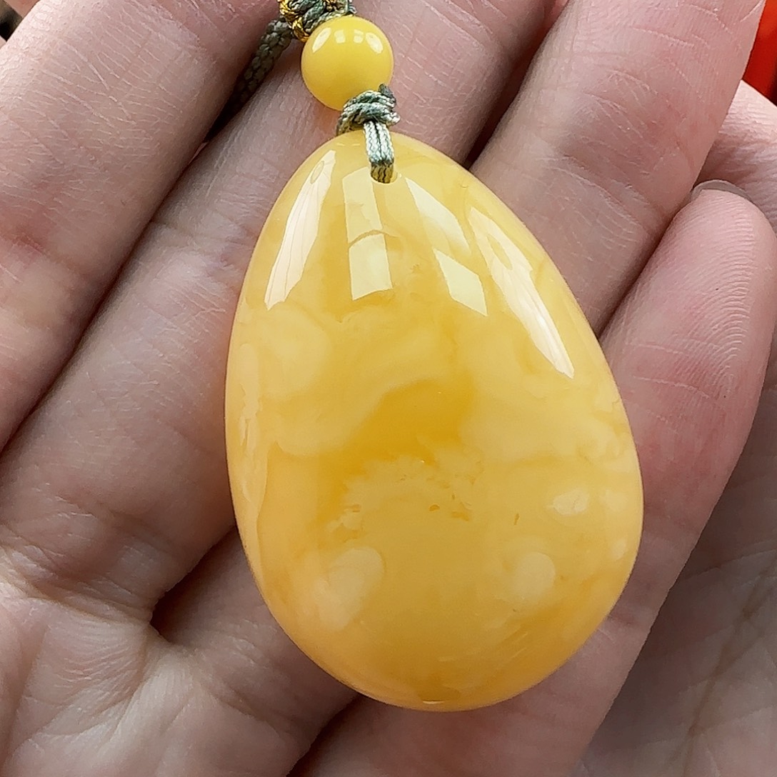 琥珀裸石未镶嵌蜜蜡