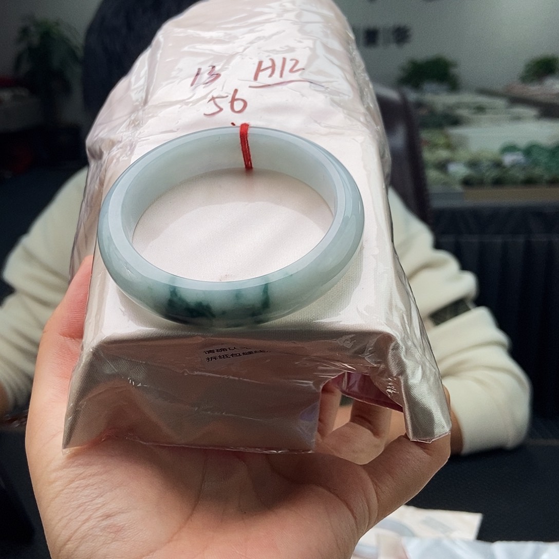 翡翠未镶嵌手镯拍一发一