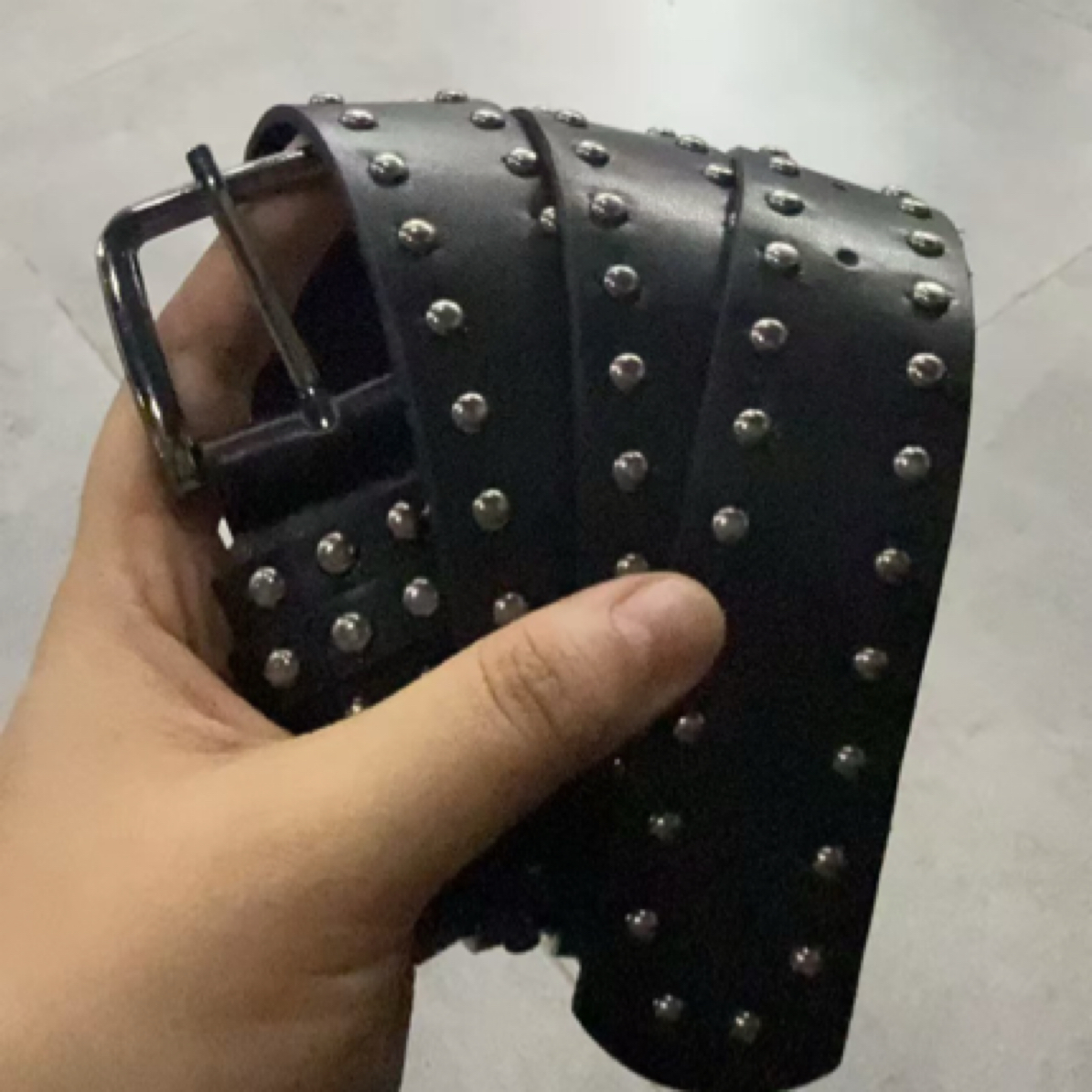 腰带铆钉百搭百配防皮腰带