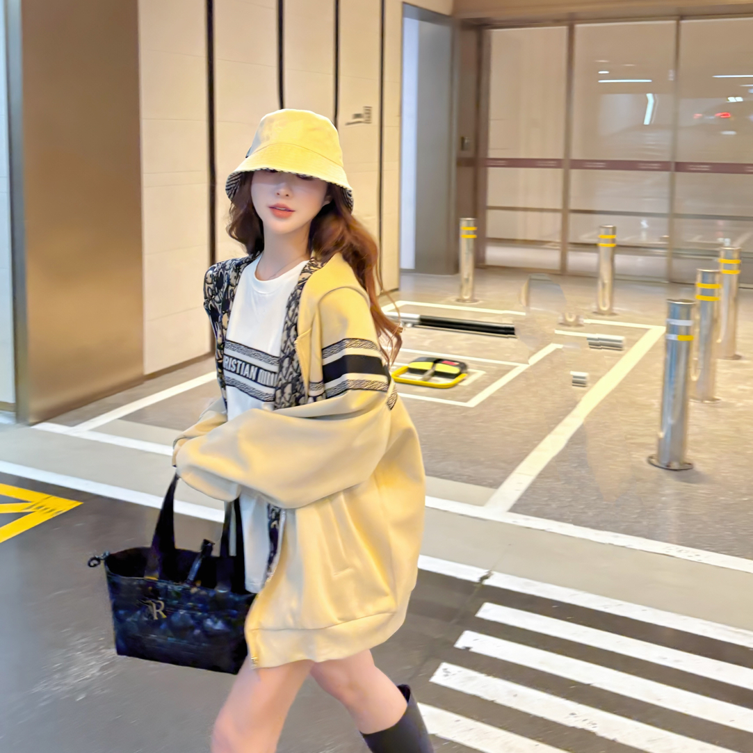 短外套时尚韩版连帽网红印花常规款长袖百搭常规拉链