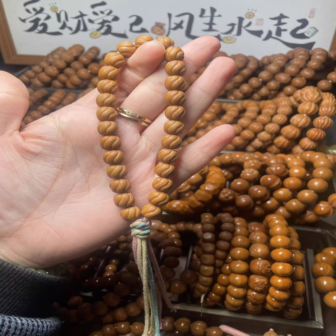 猴头卷卷酥10mm精雕猴头核桃手持小红书同款核桃雕刻龙纹卷卷舒