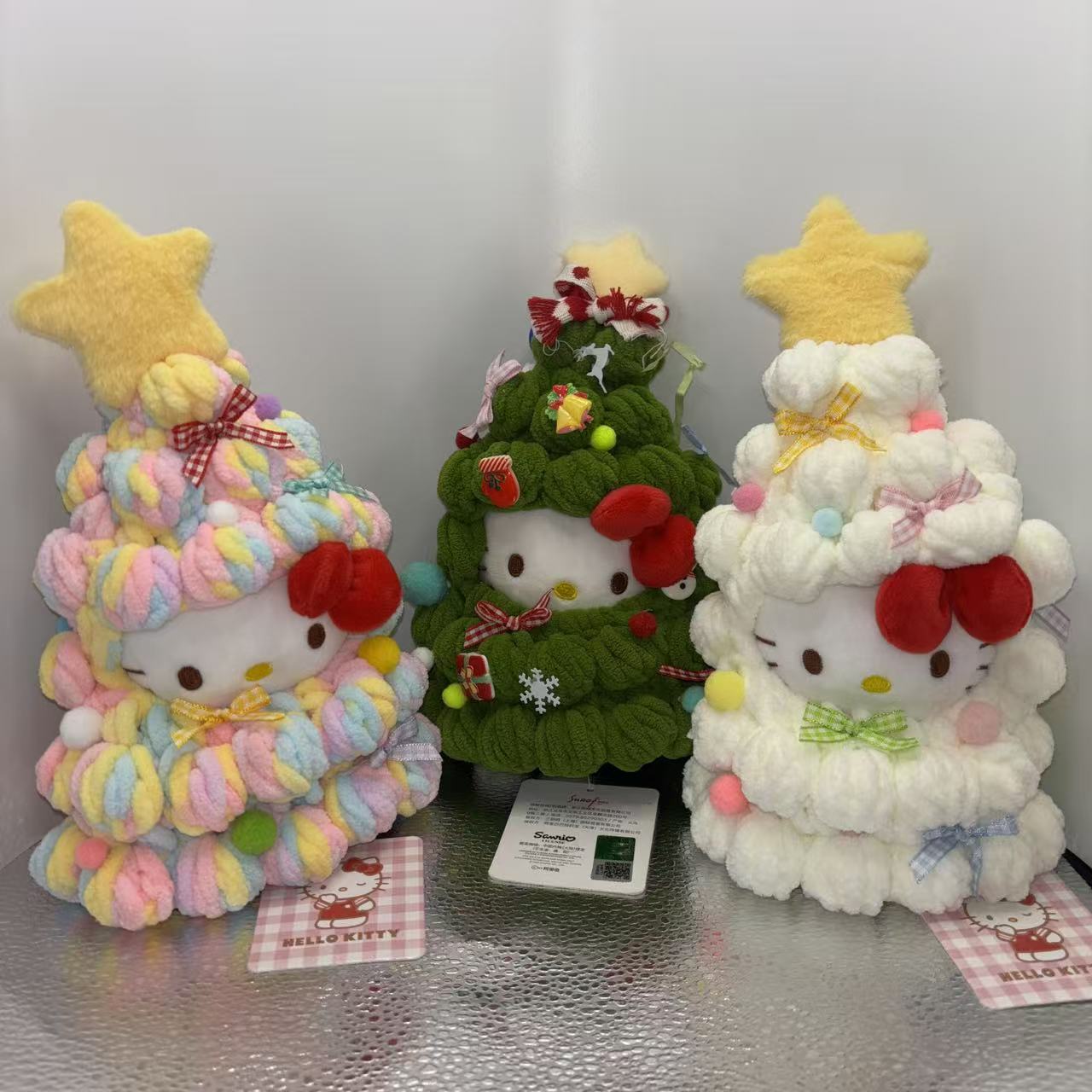 正版三丽鸥Hellokitty圣诞树包包挂件可爱毛绒公仔玩偶挂饰