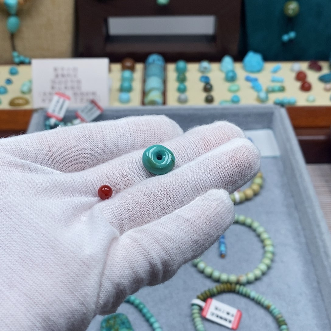 未镶嵌配饰南红玛瑙