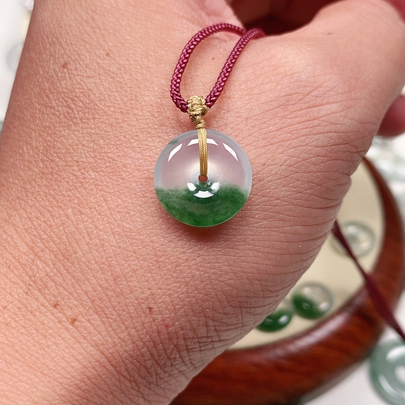 【闪购商品】翡翠未镶嵌吊坠(不含链)