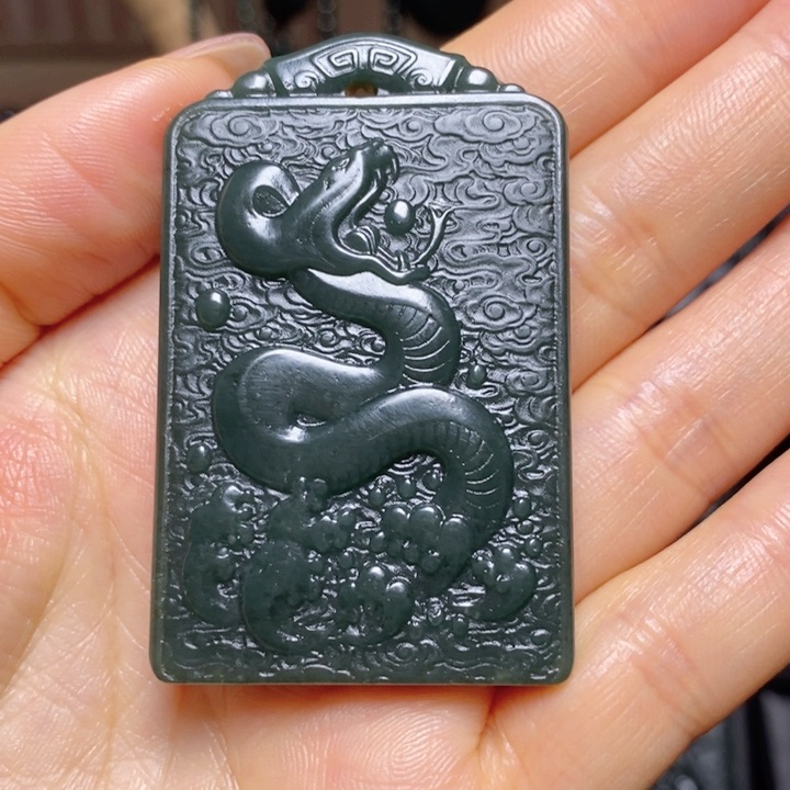 和田玉（青玉）颈饰未镶嵌