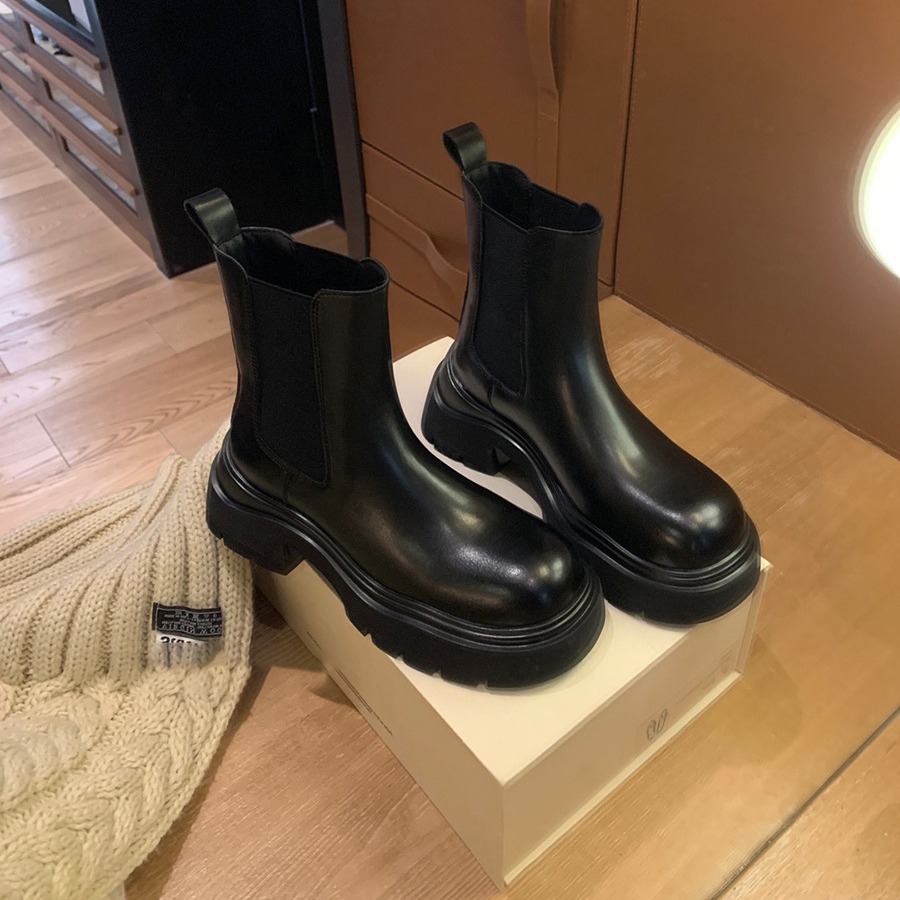 葡萄妈studiolee 秋冬季新款时髦圆头粗跟厚底增高切尔西短靴女