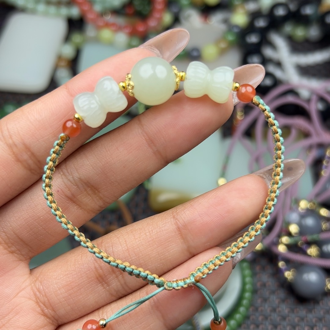 和田玉手串未镶嵌