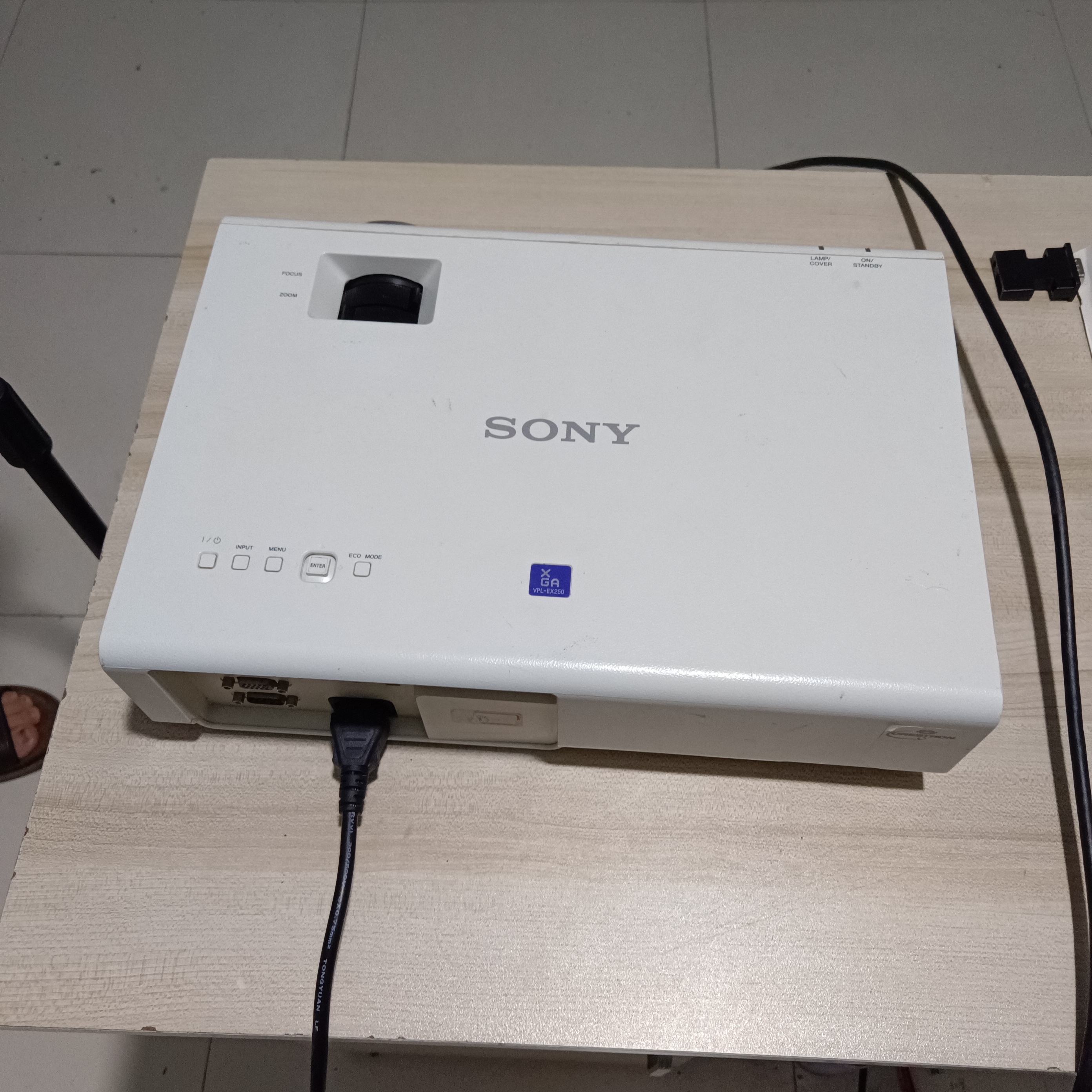 8新 Sony/索尼 二手索尼投影仪运费自理
