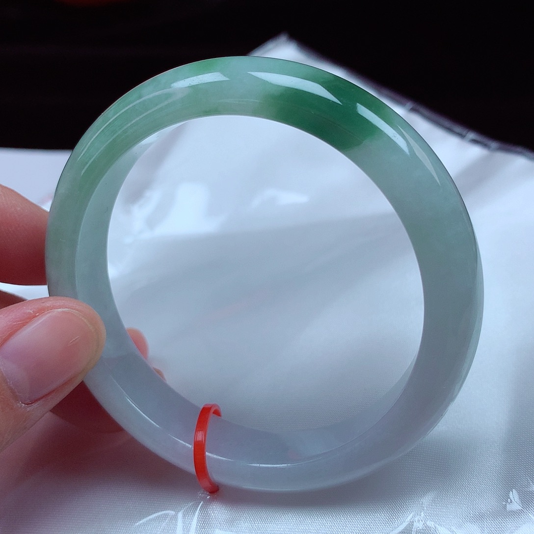 翡翠手镯未镶嵌55-56圈