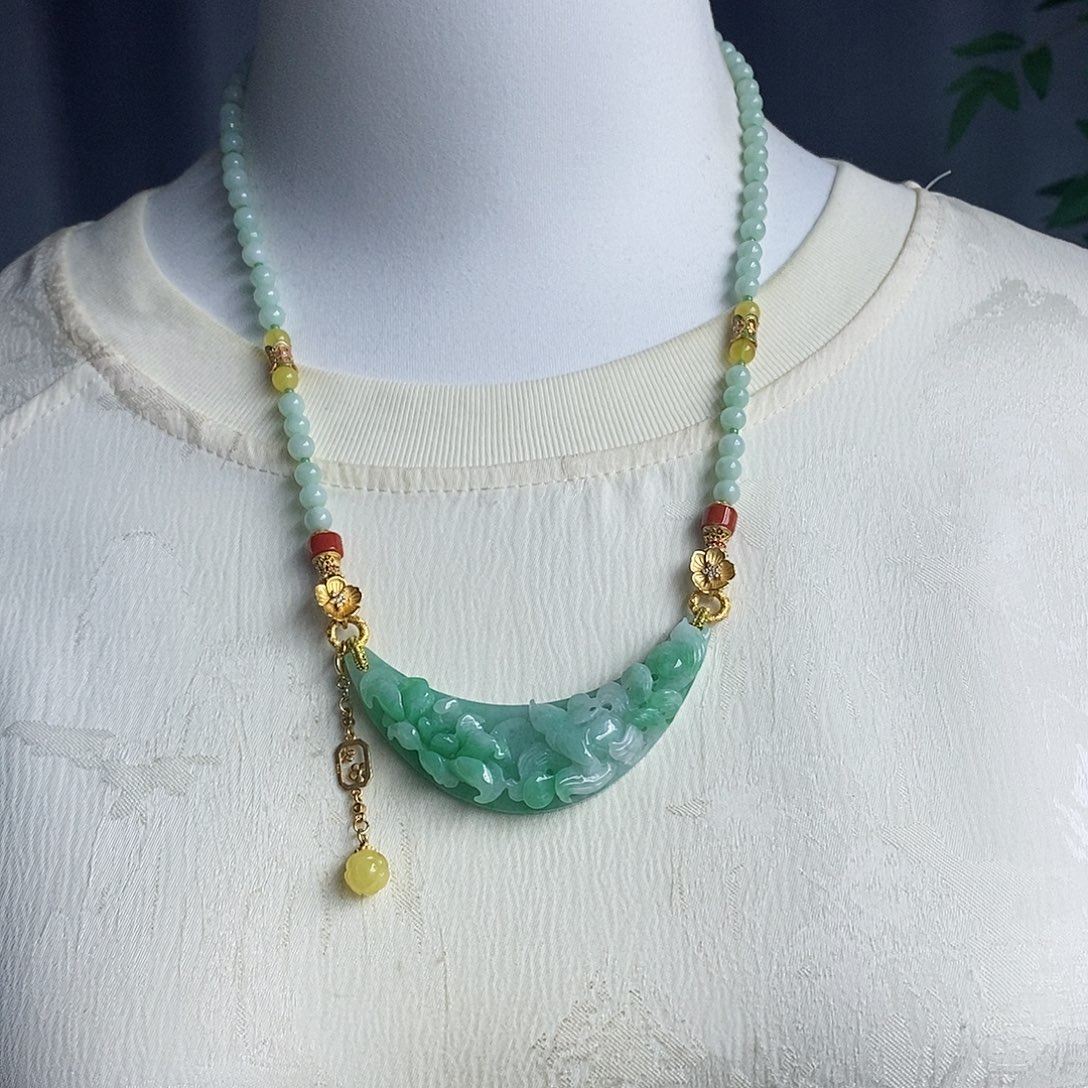 吊坠(赠链)未镶嵌翡翠