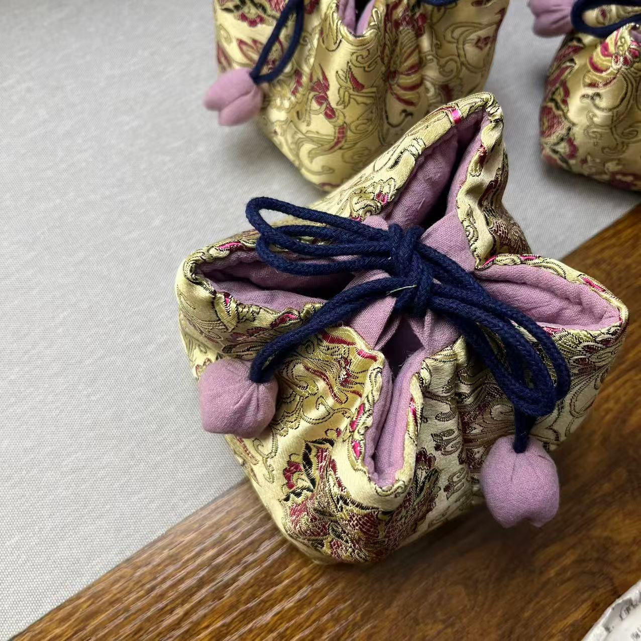 紫团花 织锦缎四方斗金 大中小 收纳袋 茶道