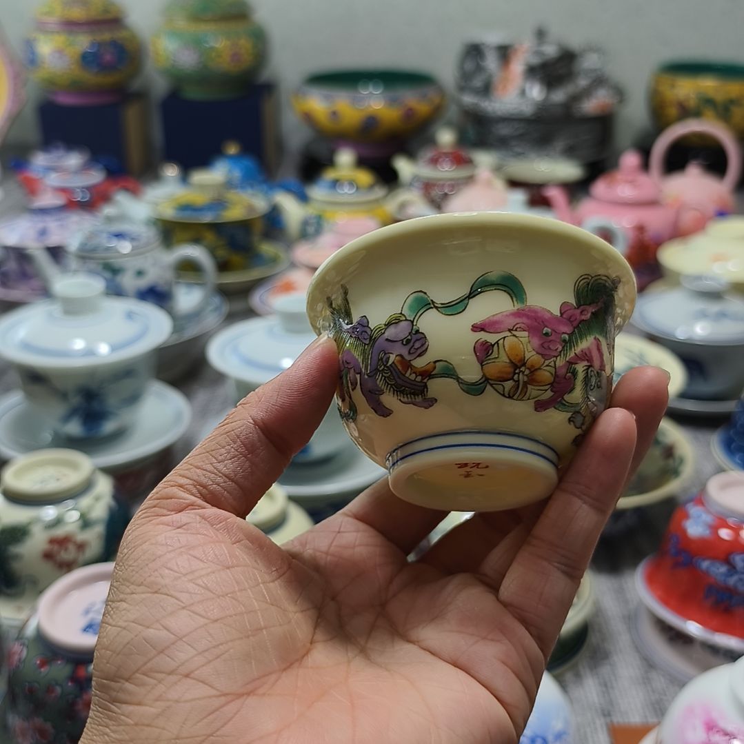 摆件瓷哈哈哈哈哈哈哈