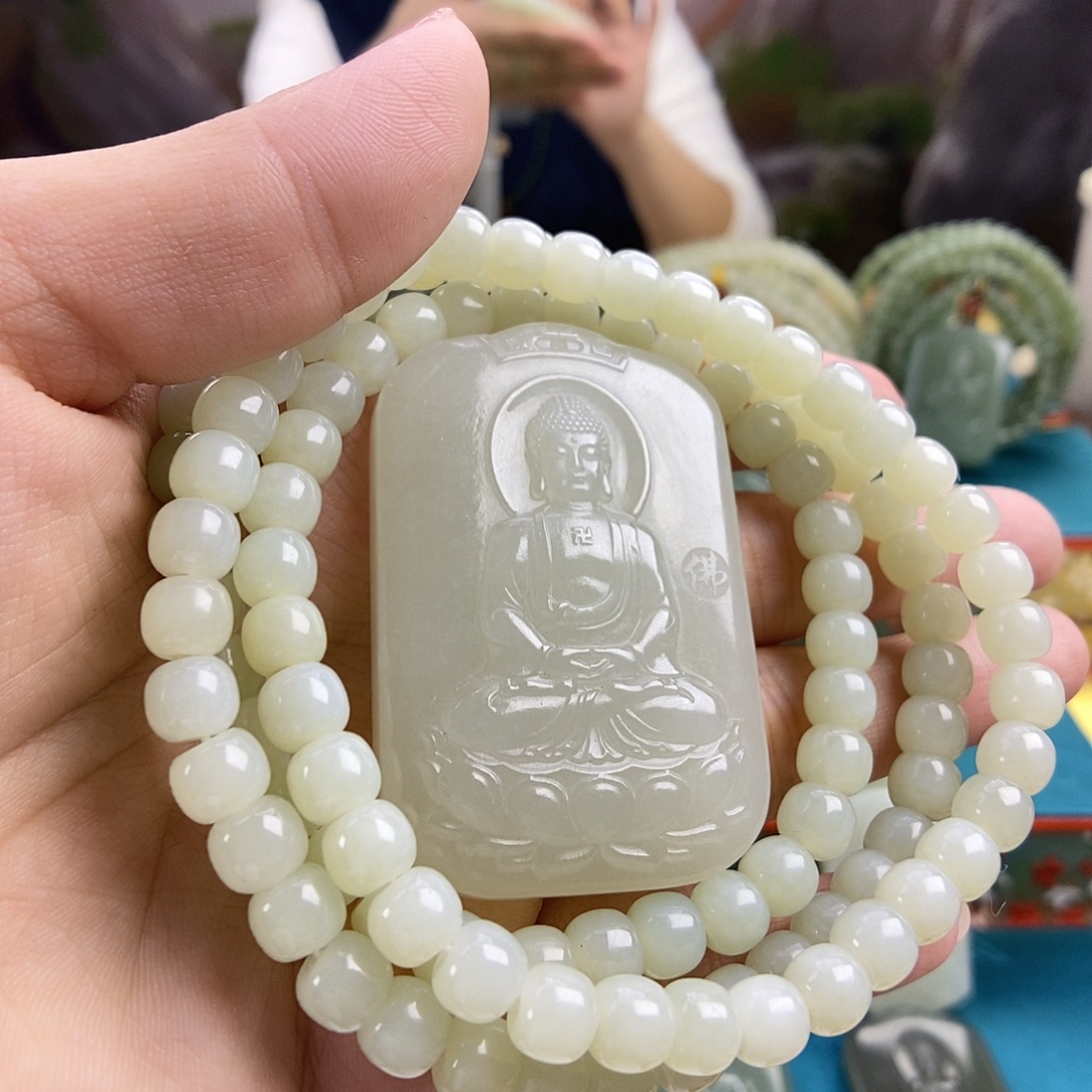 和田玉未镶嵌颈饰