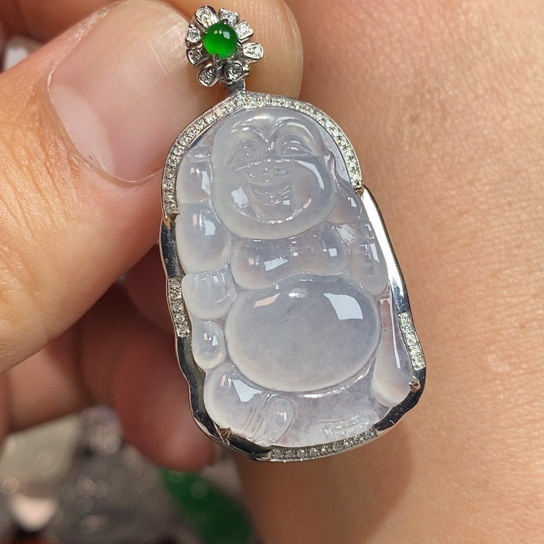 翡翠颈饰18K金镶嵌站佛