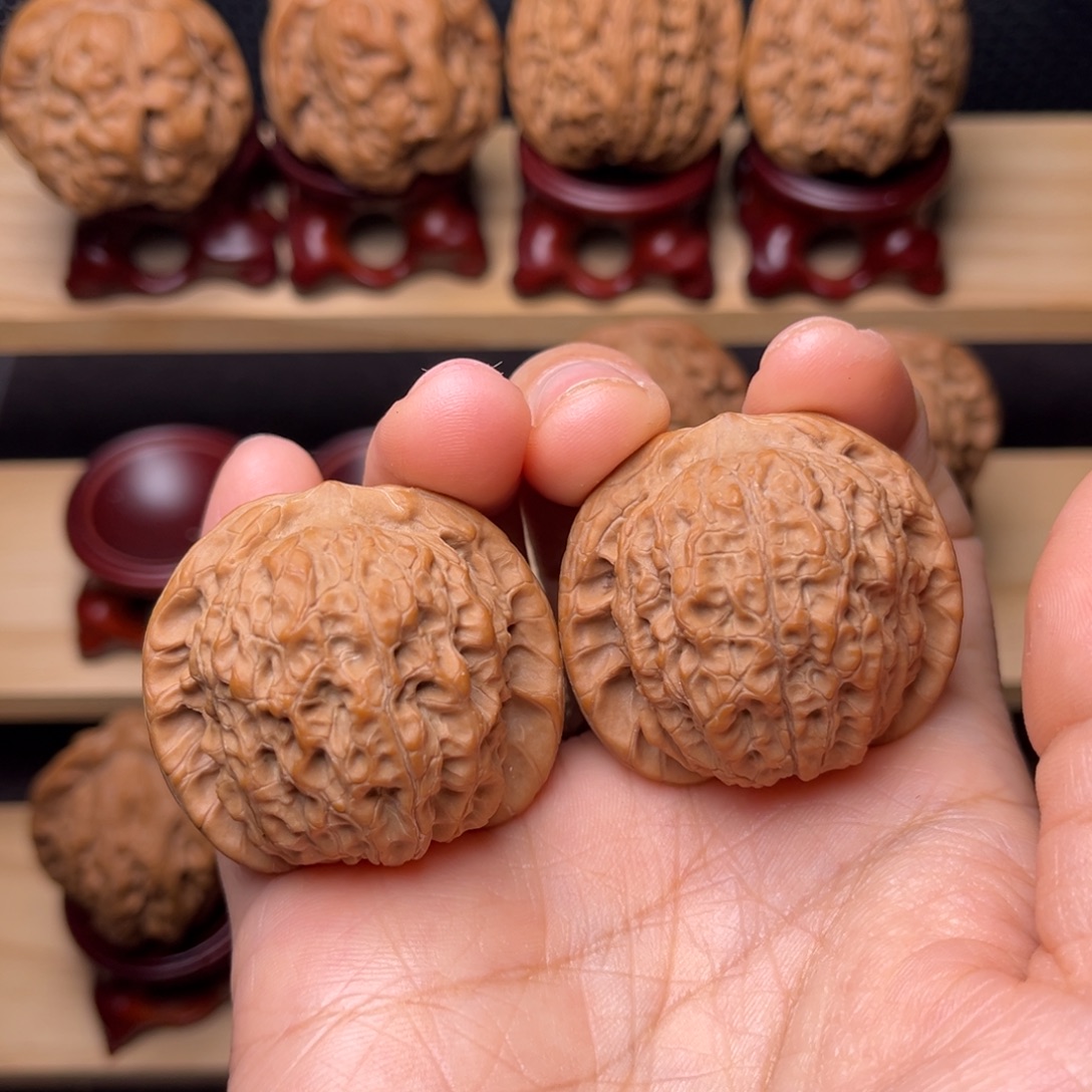 吊坠文玩核桃血麒麟