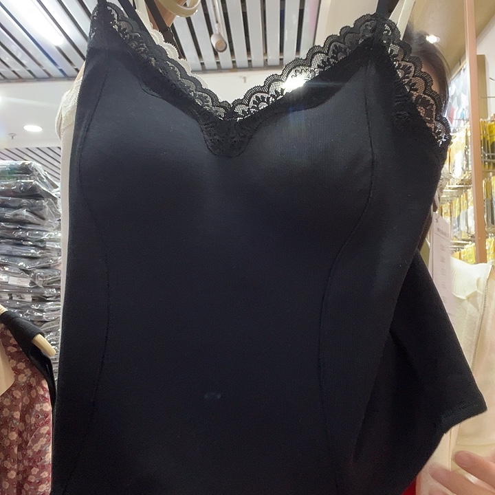 蕾丝黑色美背90-140斤