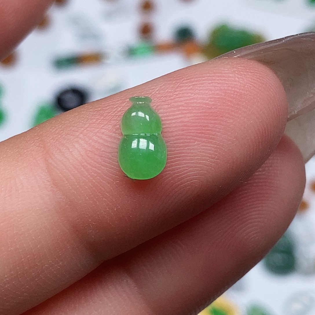 定制翡翠未镶嵌葫芦