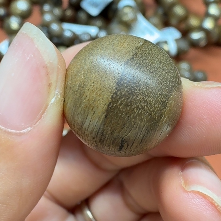 大叶紫檀（黑酸枝木类）