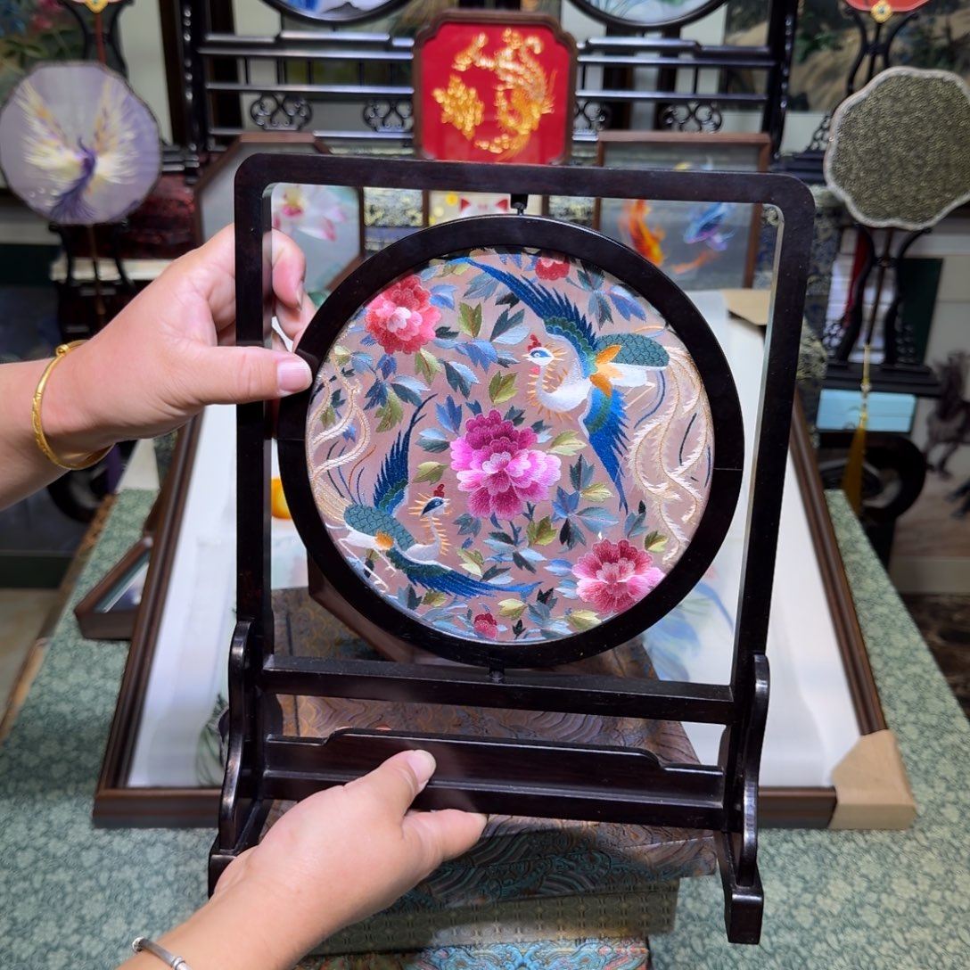刺绣手工苏绣工艺制作技艺精湛