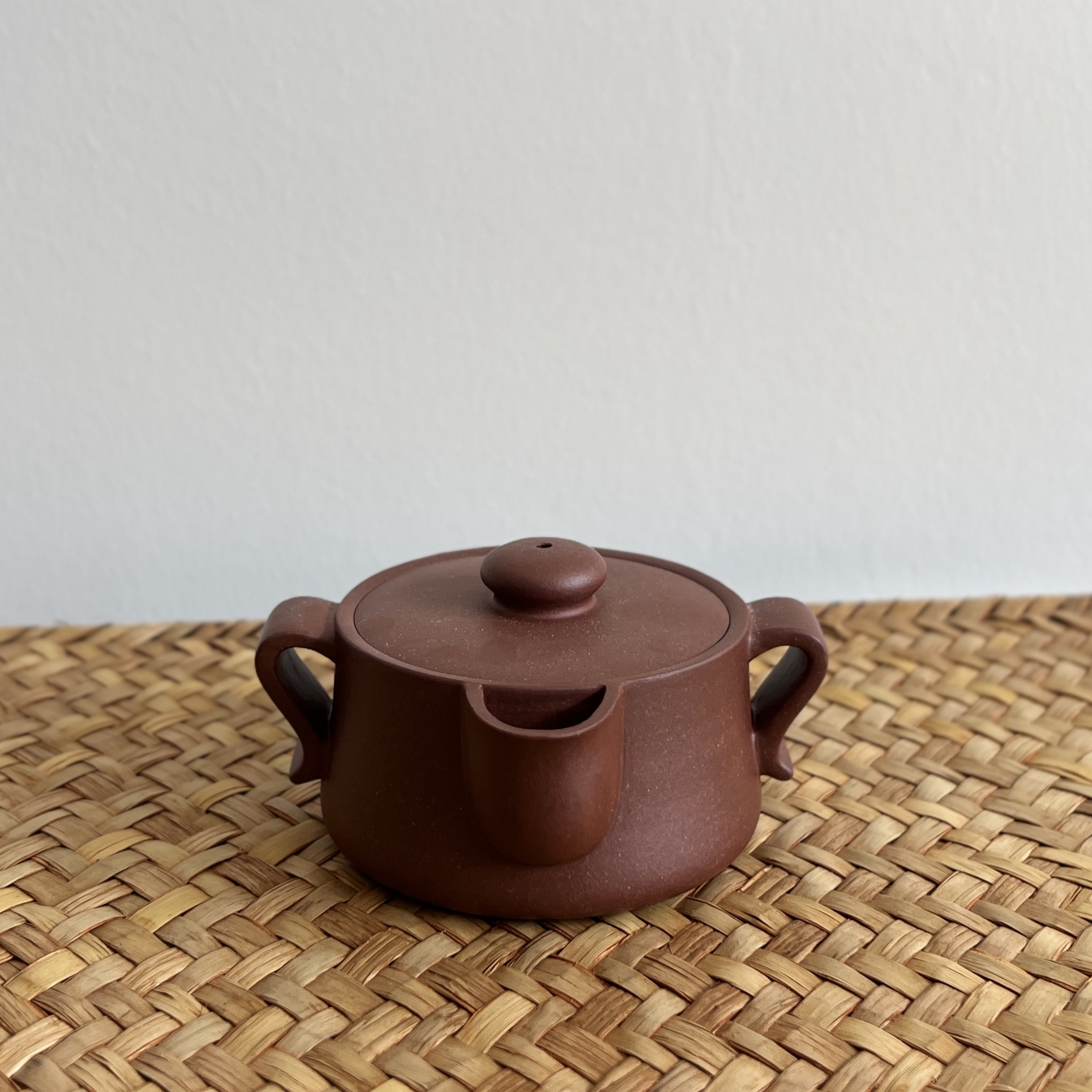 原矿黄龙山底槽清手工手抓壶125cc宜兴紫砂