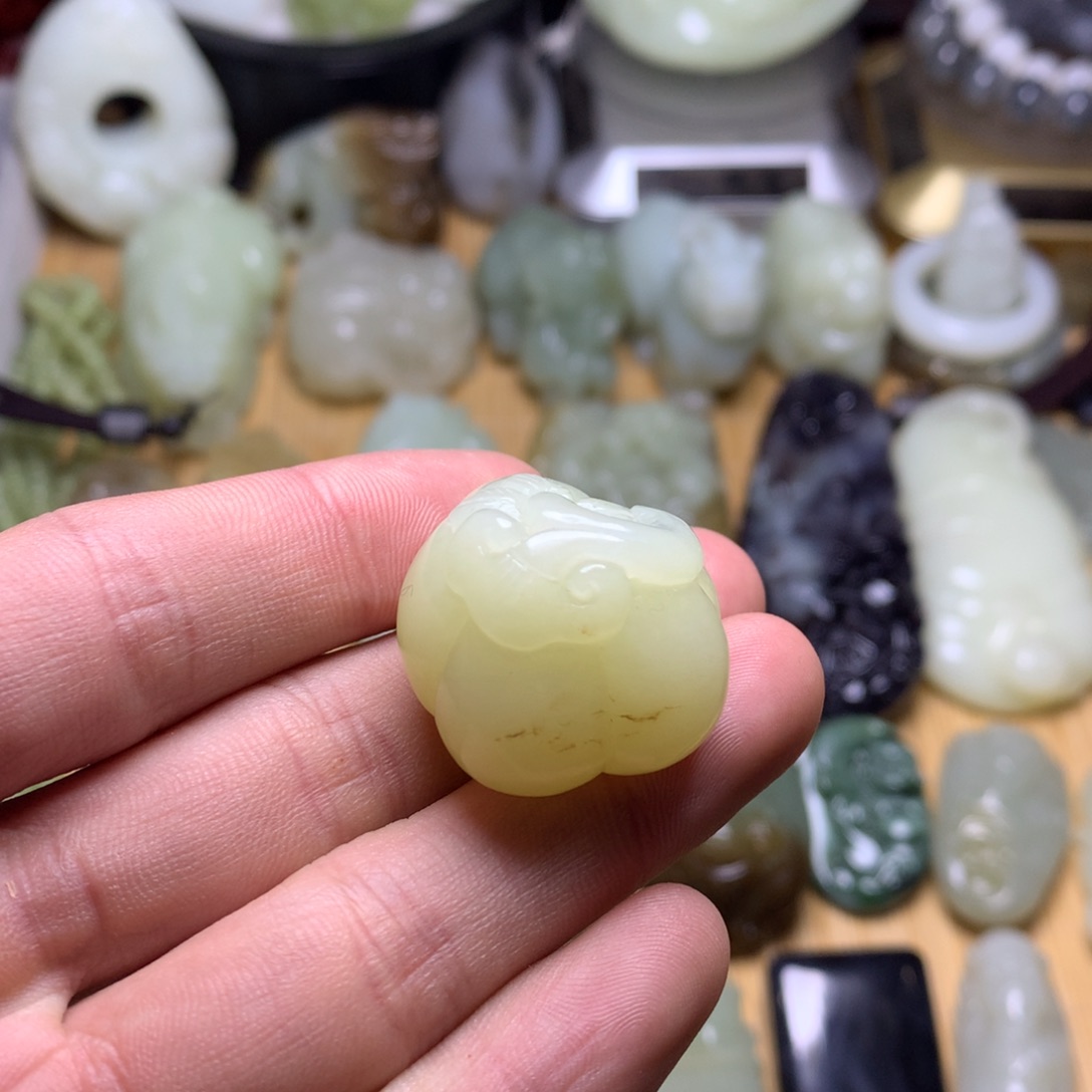 和田玉挂件未镶嵌